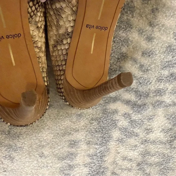 Dolce Vita Women's Snakeskin Mules - Black and Cream - Picture 7 of 7